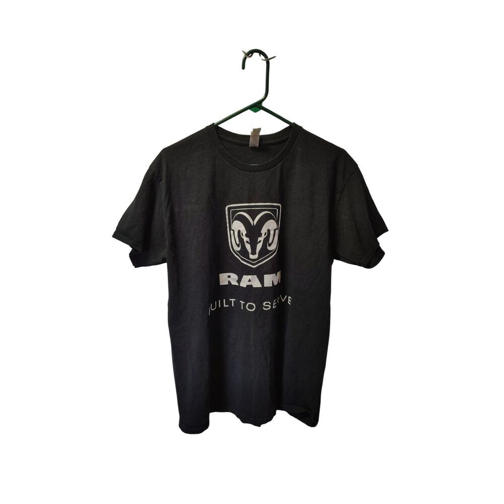 Dodge Ram Men's Large‎ Black Short Sleeve Graphic Tee